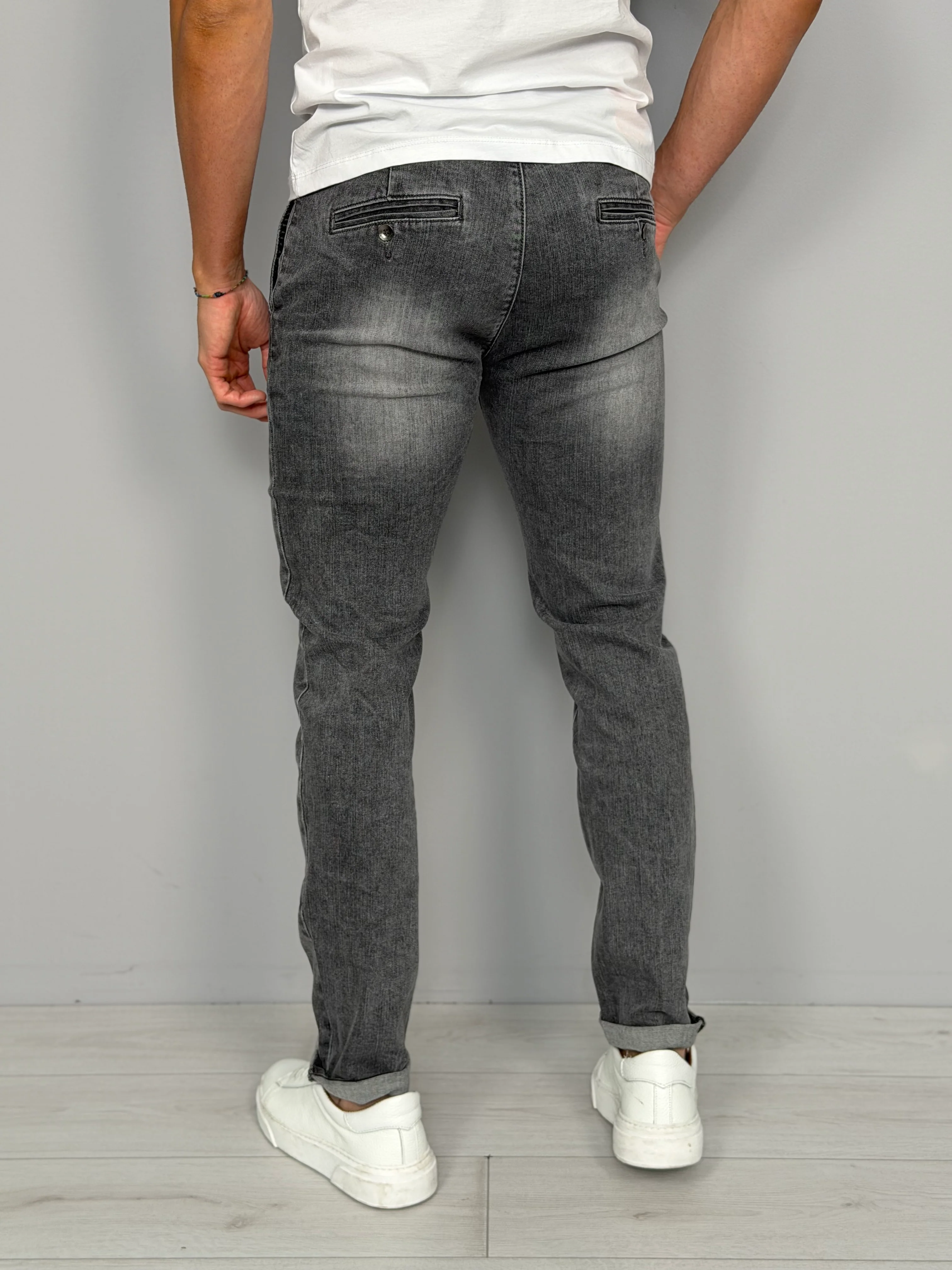 JEANS DARK DISTRICT - Image 2