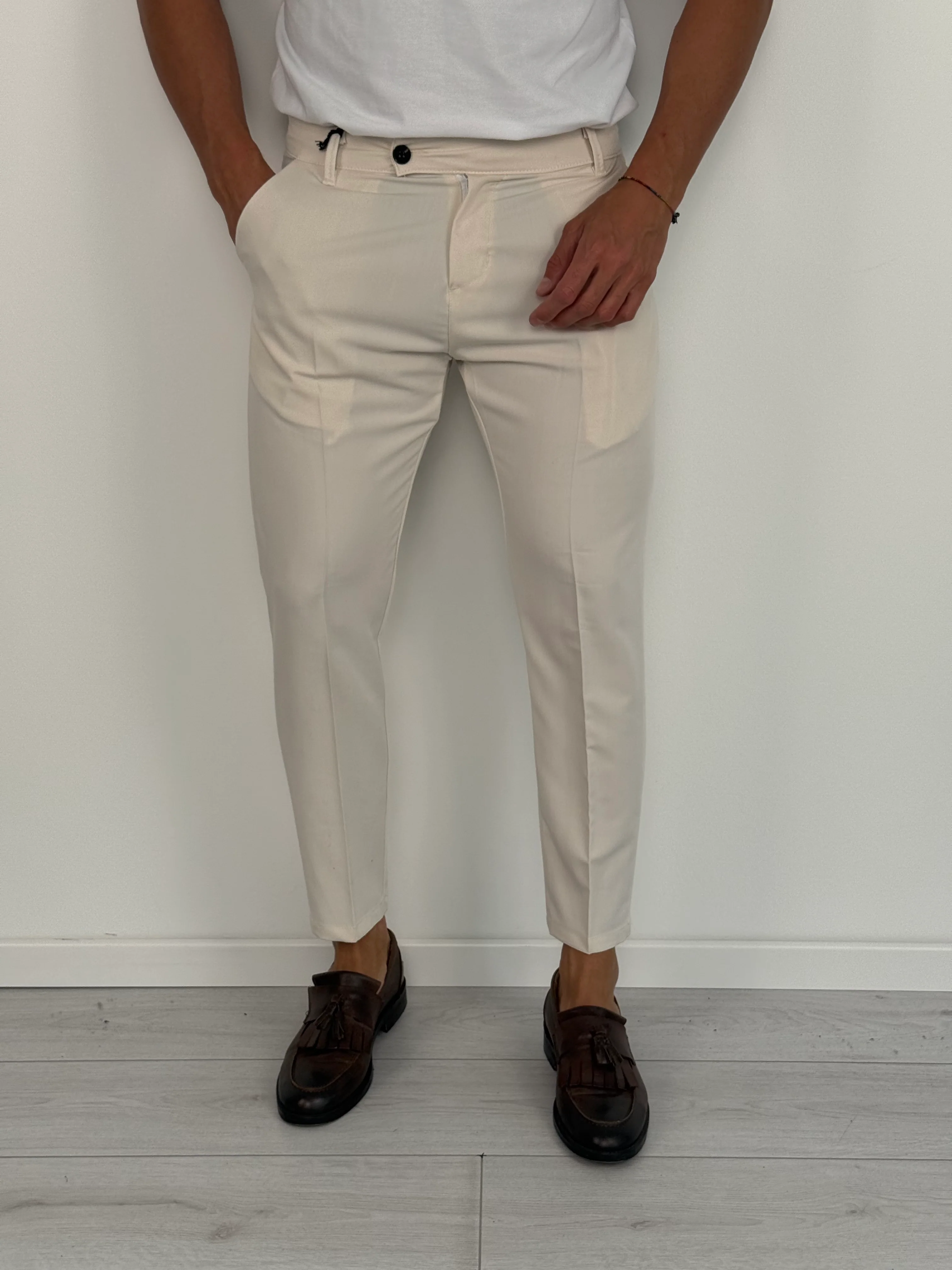PANTALONE MOD CAPRI BASIC - Image 10